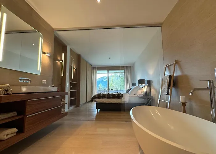 Alpine Luxury With Access To 5 Star Apartman *